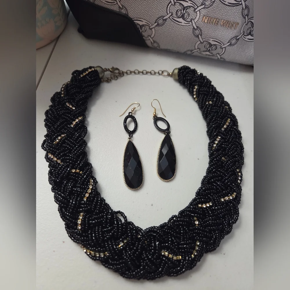 5 Piece Bundle Lot Set - Black, Gold, Silver Tones - Picture 3 of 16